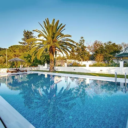 Villa Zissis & Pool 5min Drive To *